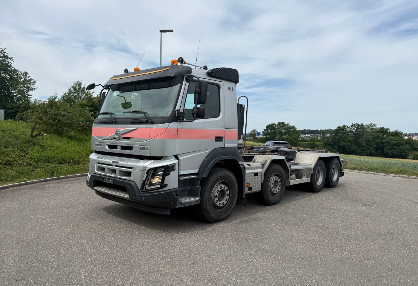 MOTO6625_2937069 vehicle image