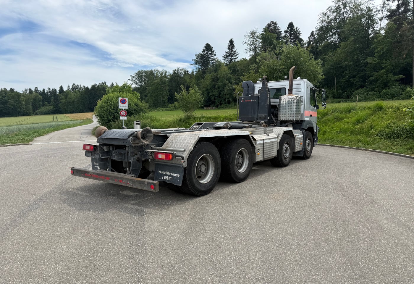 MOTO6625_2937069 vehicle image