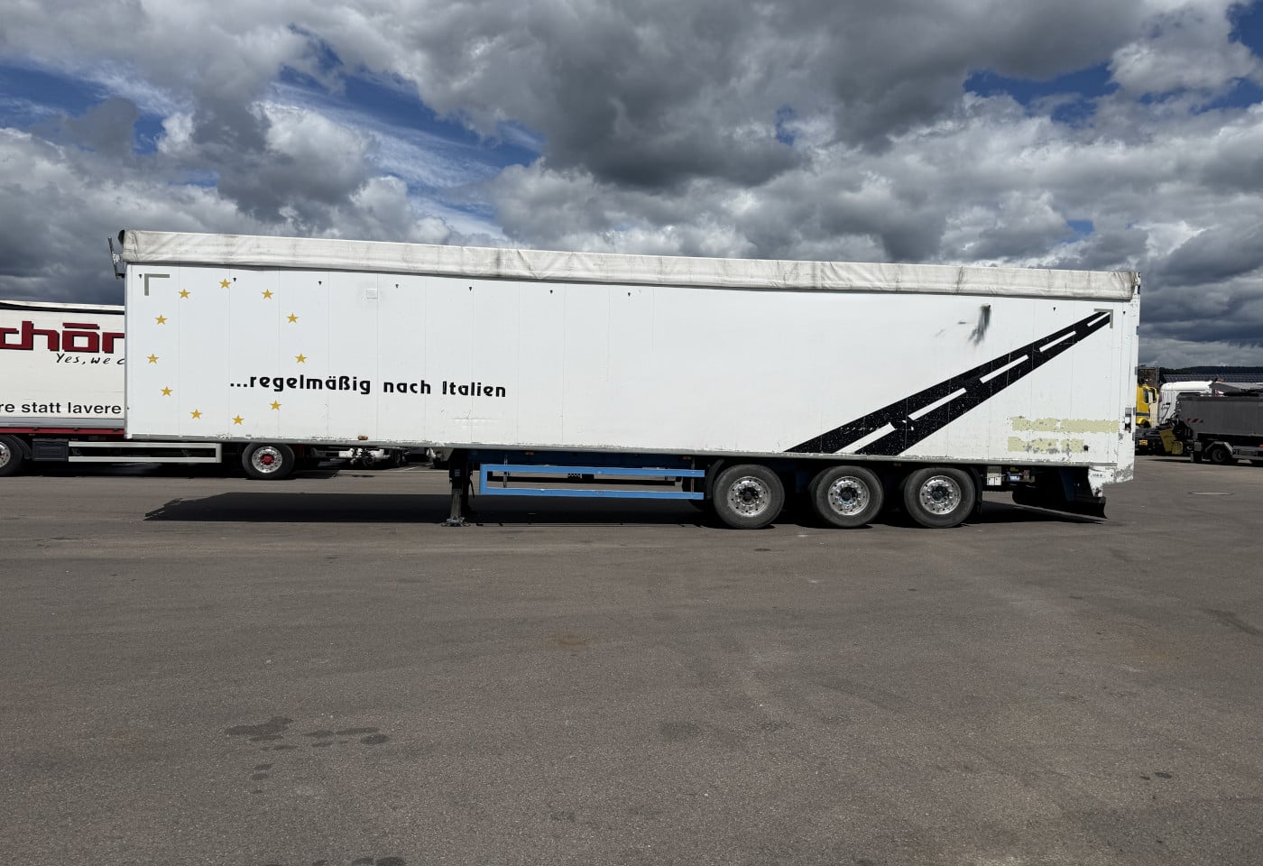 MOTO6625_2941475 vehicle image