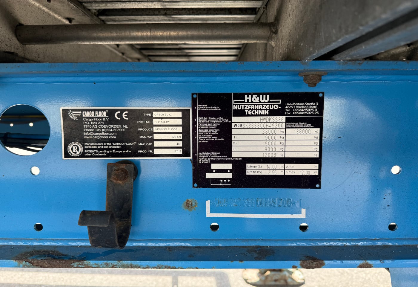 MOTO6625_2941475 vehicle image