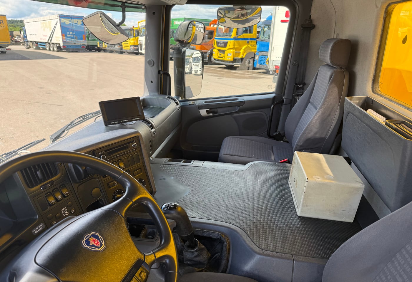 MOTO6625_2940387 vehicle image