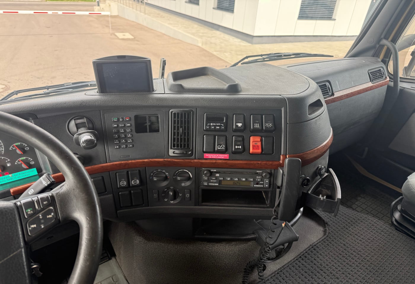 MOTO6625_2944226 vehicle image