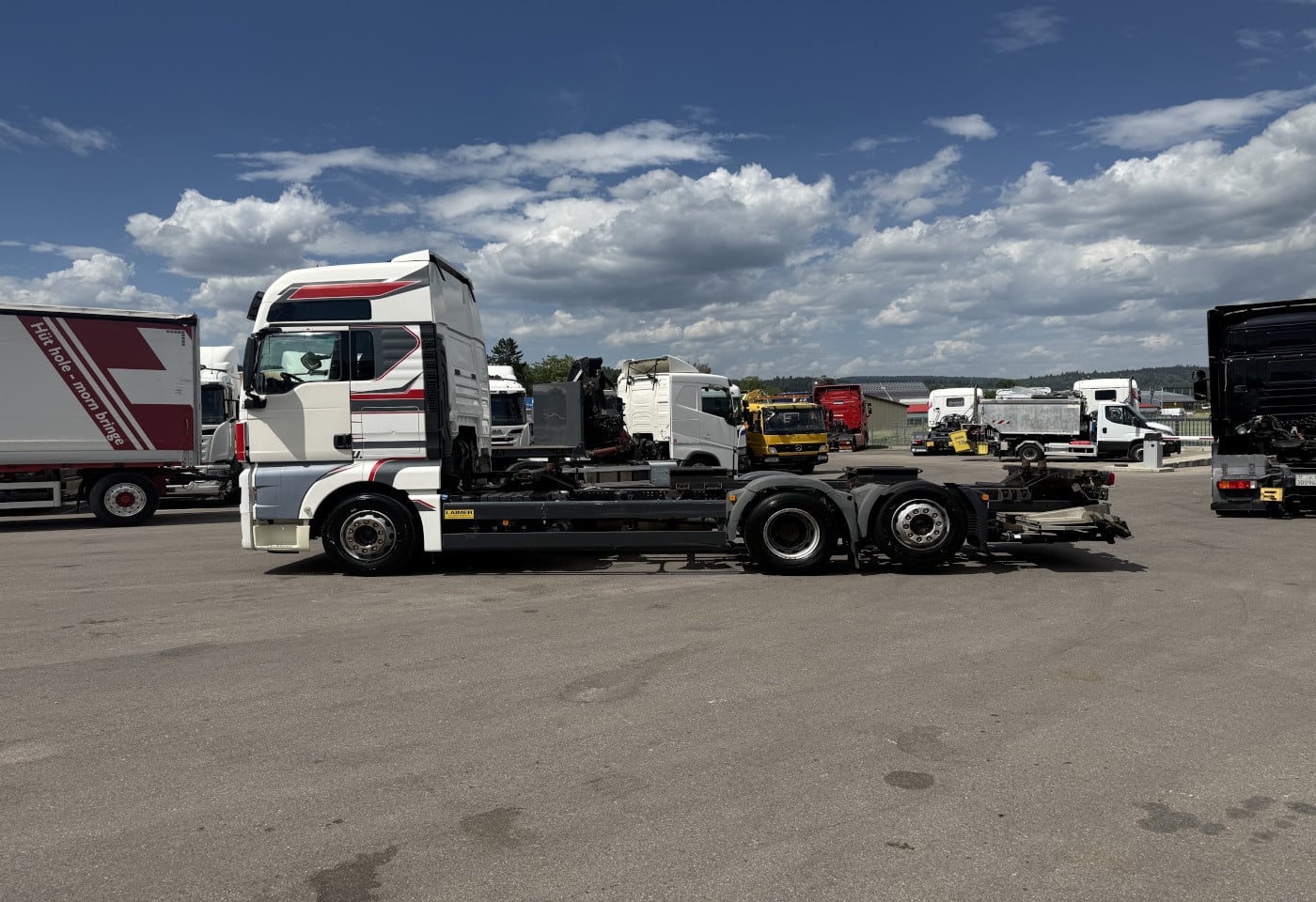 MOTO6625_2948638 vehicle image