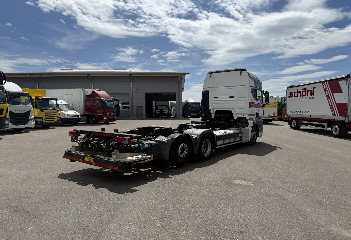 MOTO6625_2948638 vehicle image