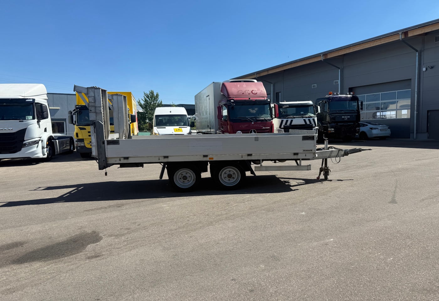 MOTO6625_2946548 vehicle image