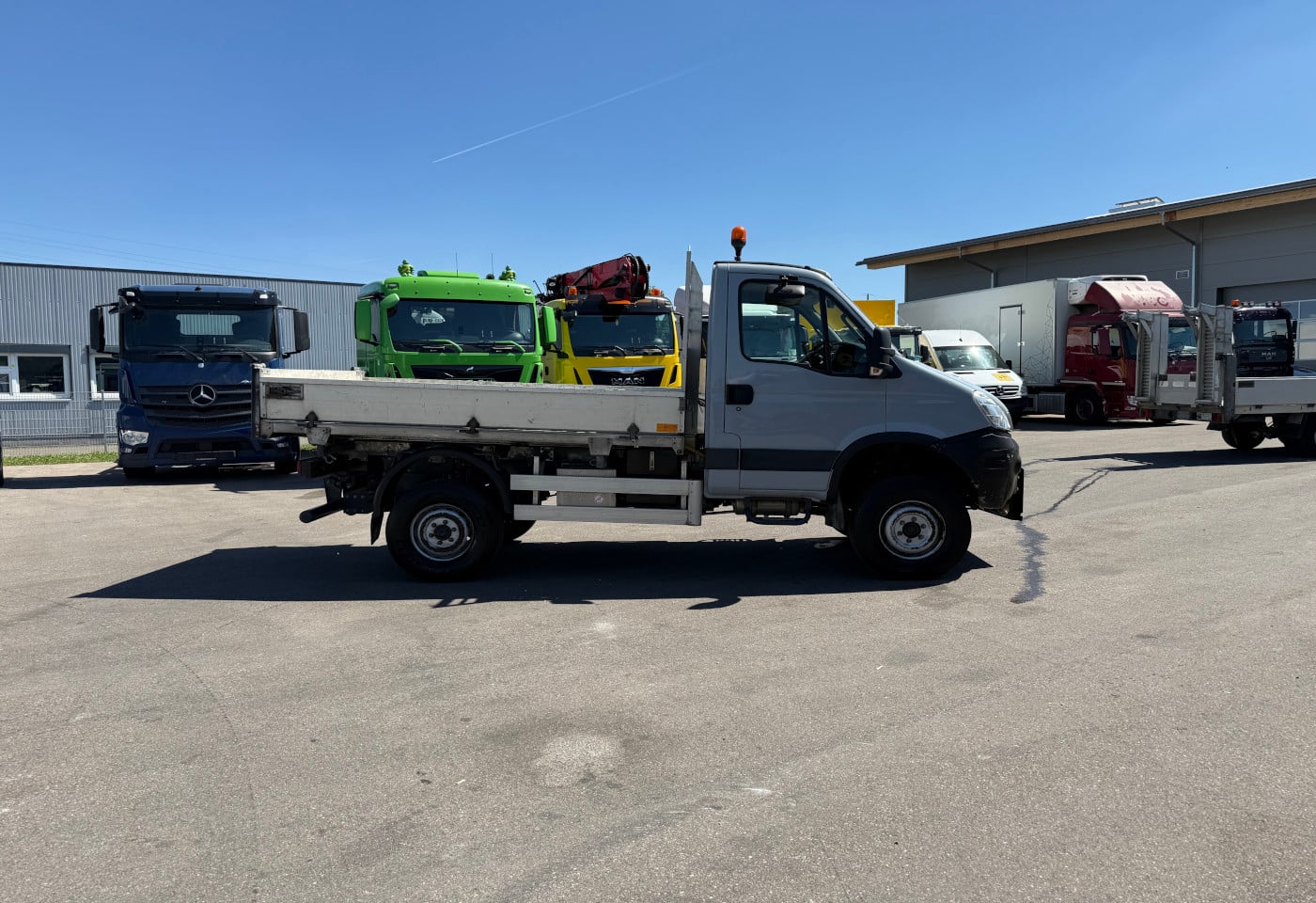 MOTO6625_2949288 vehicle image