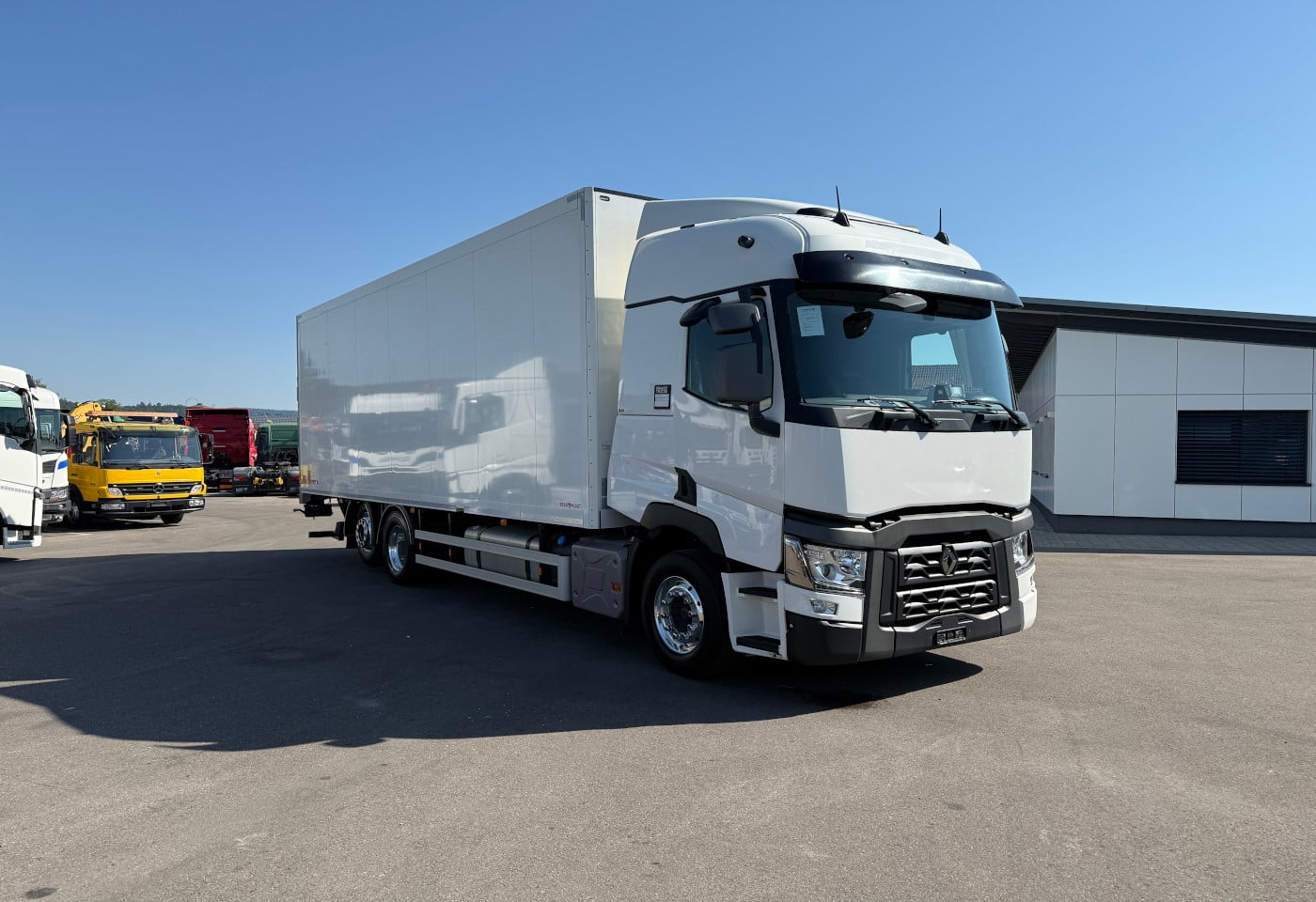 MOTO6625_2948848 vehicle image