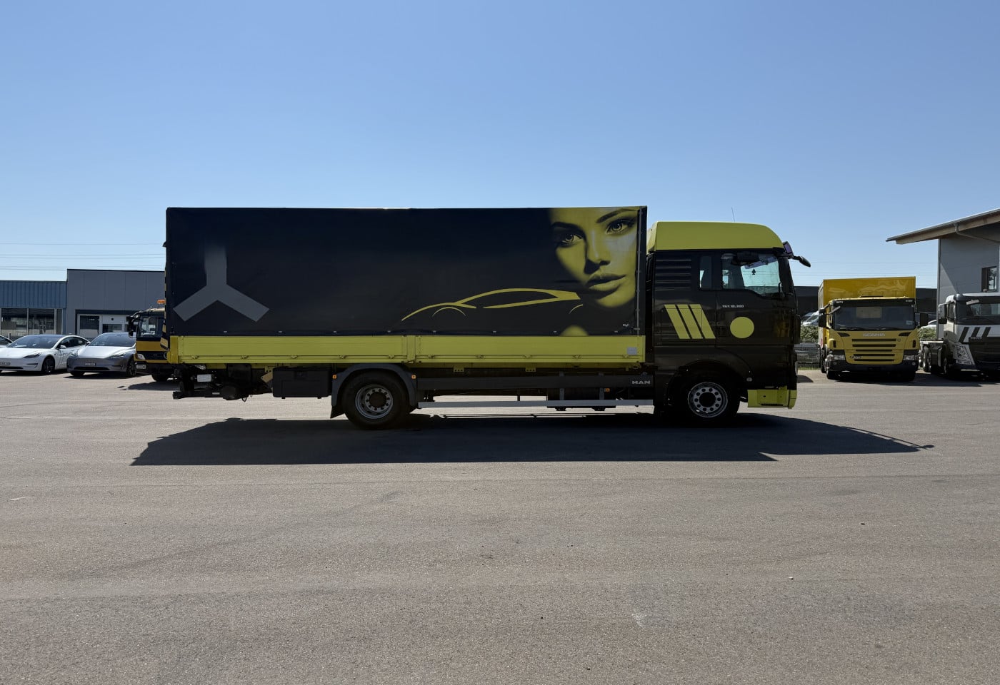 MOTO6625_2952505 vehicle image