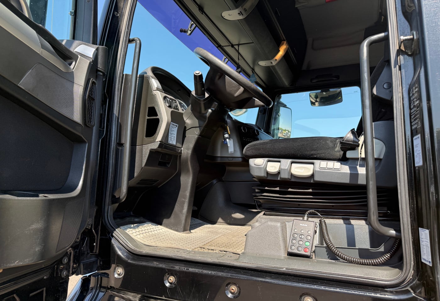 MOTO6625_2952505 vehicle image