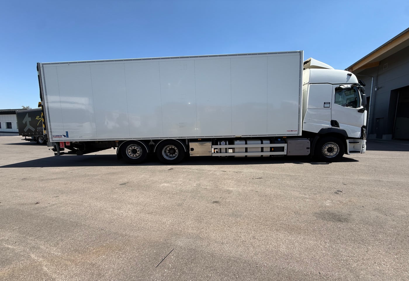 MOTO6625_2953306 vehicle image
