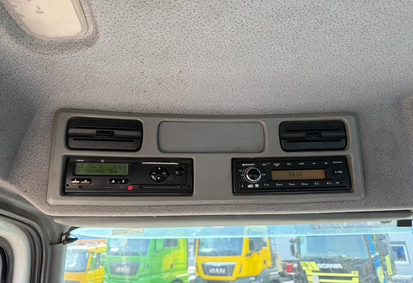 MOTO6625_2956193 vehicle image