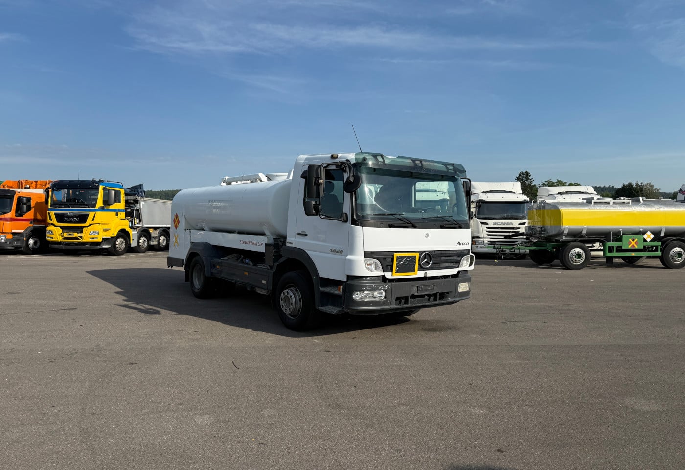 MOTO6625_2956193 vehicle image