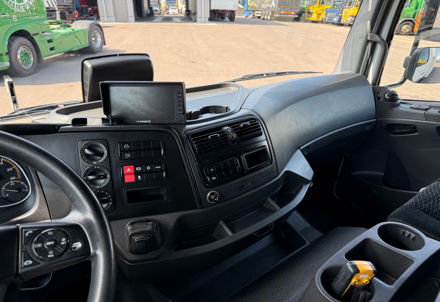 MOTO6625_2952510 vehicle image