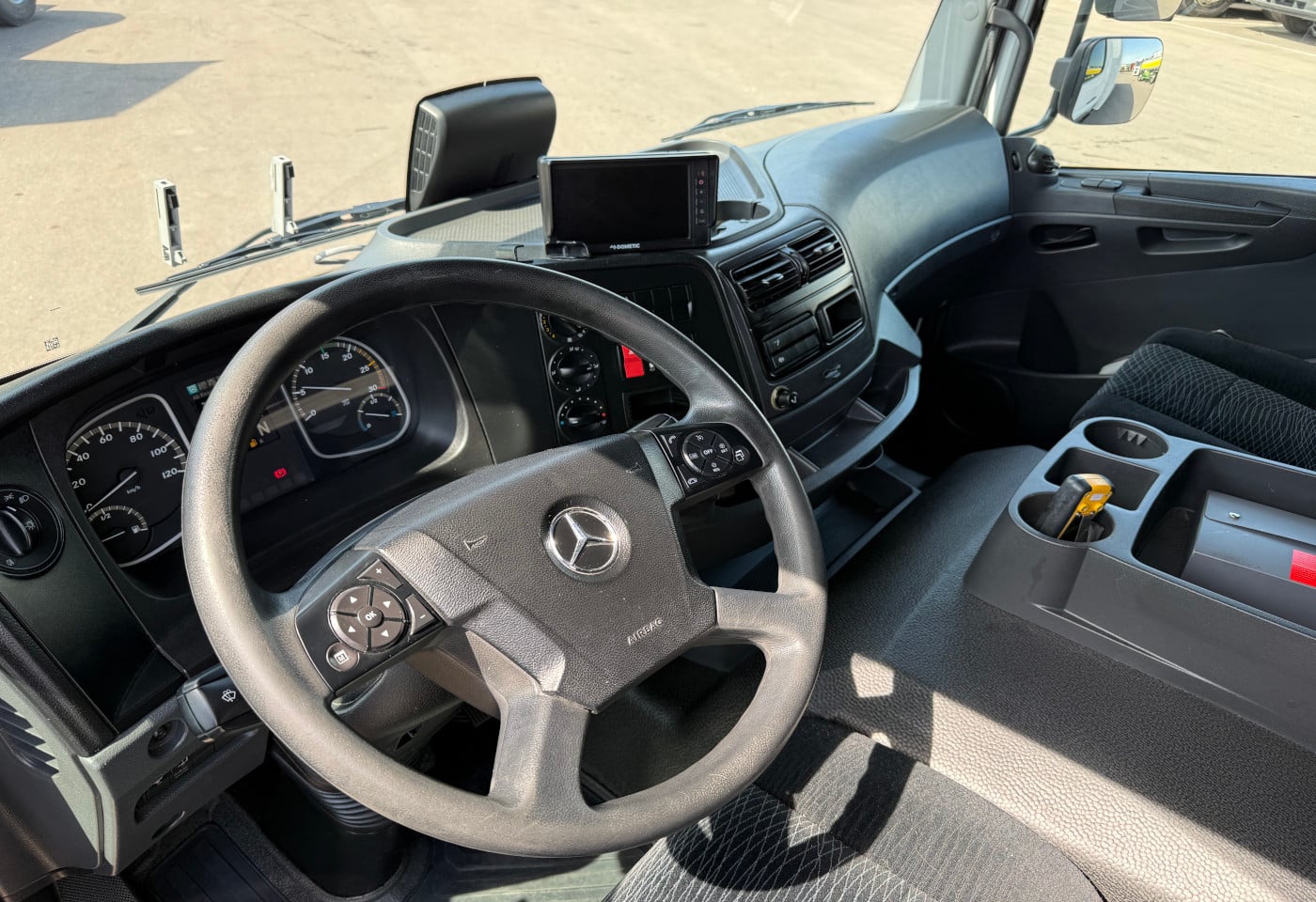 MOTO6625_2952510 vehicle image