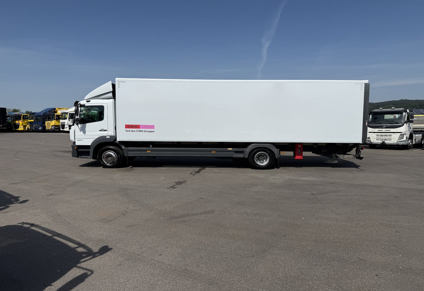 MOTO6625_2952510 vehicle image