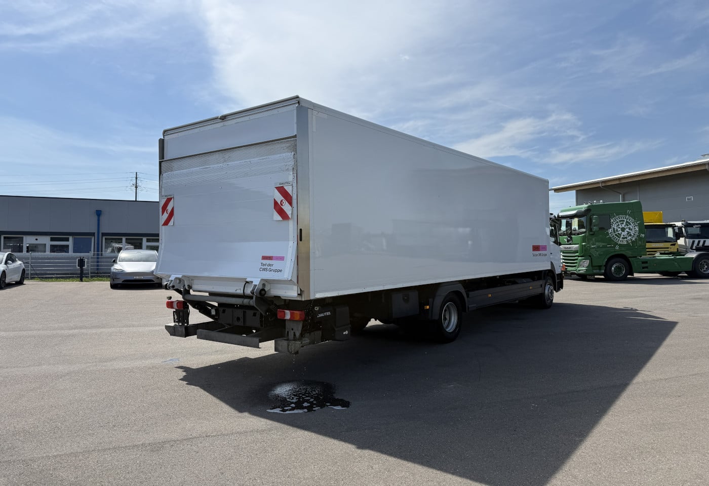 MOTO6625_2952510 vehicle image
