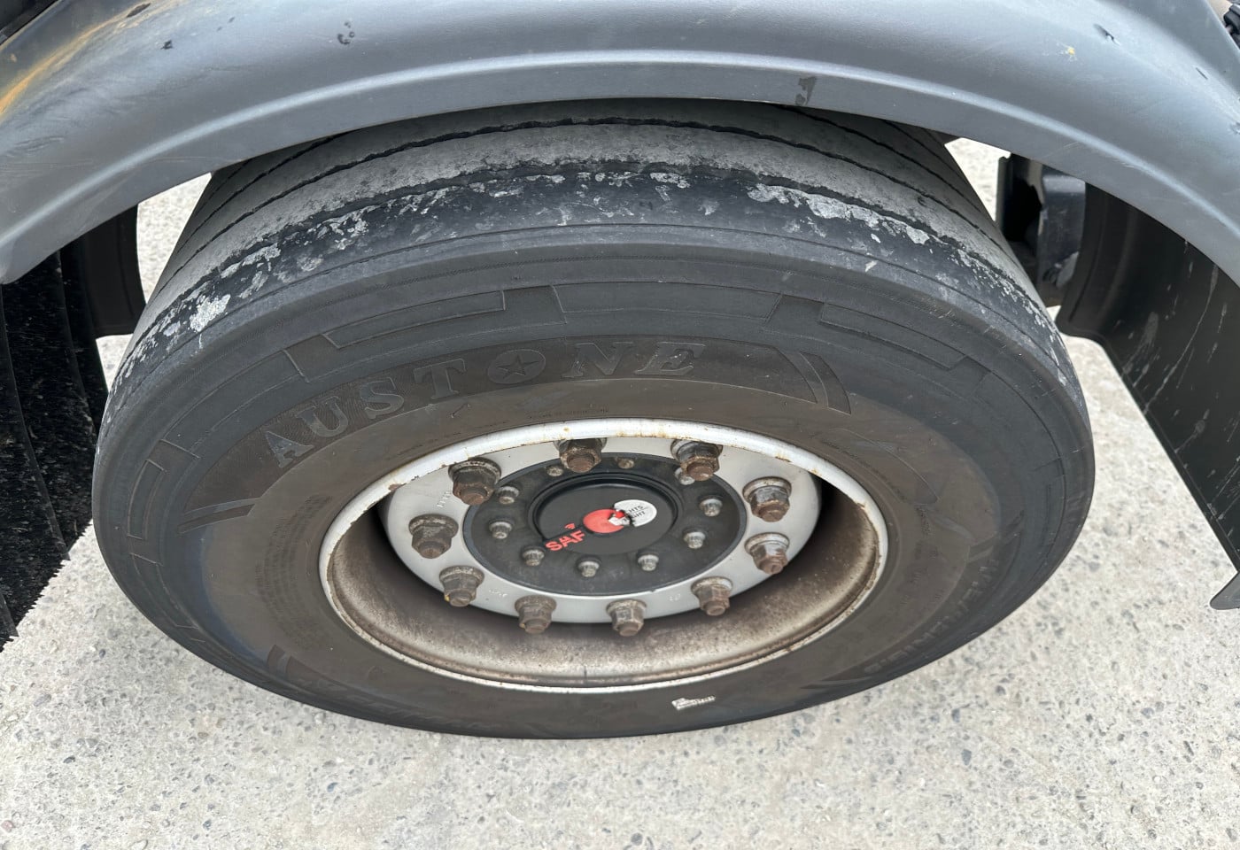 MOTO6625_2941182 vehicle image