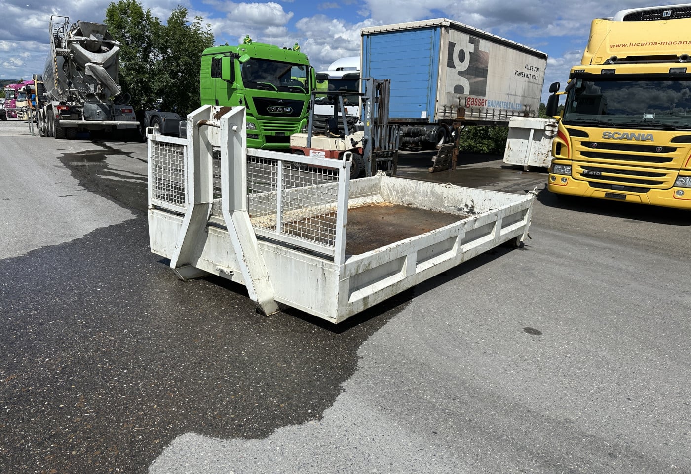 MOTO6625_2942241 vehicle image