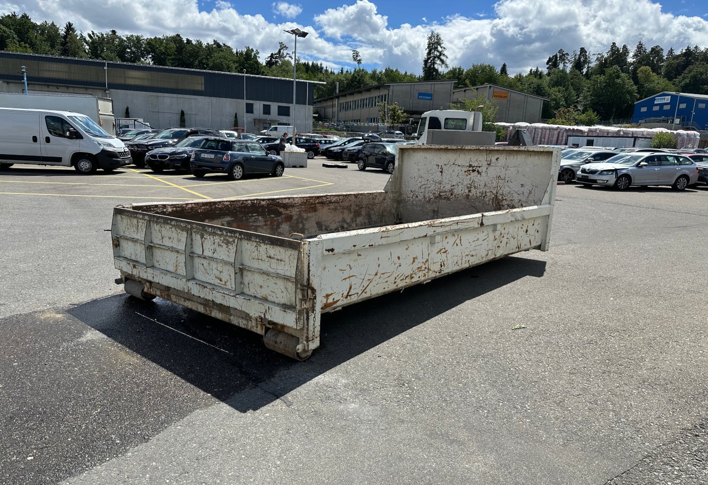 MOTO6625_2942663 vehicle image