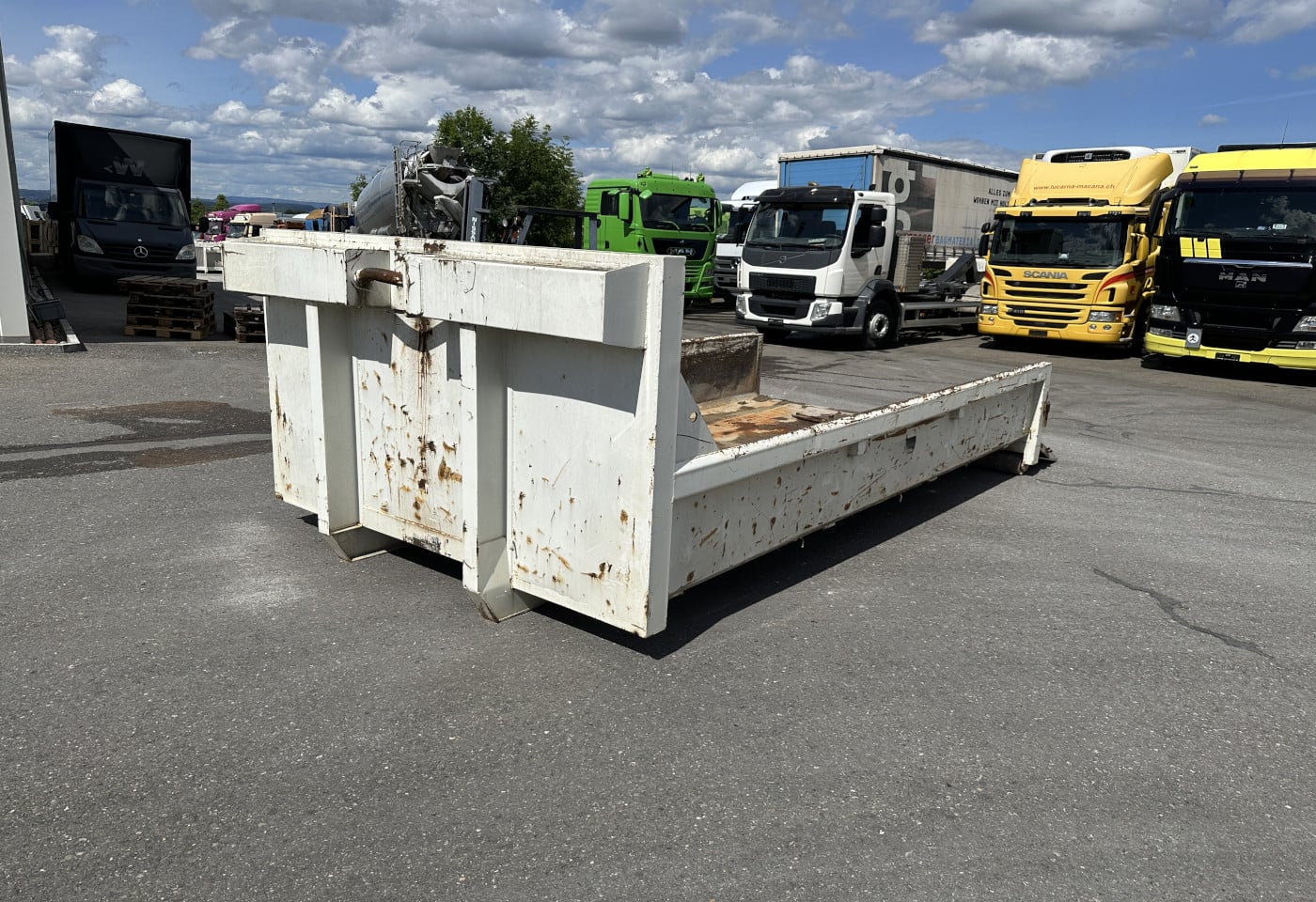 MOTO6625_2941401 vehicle image