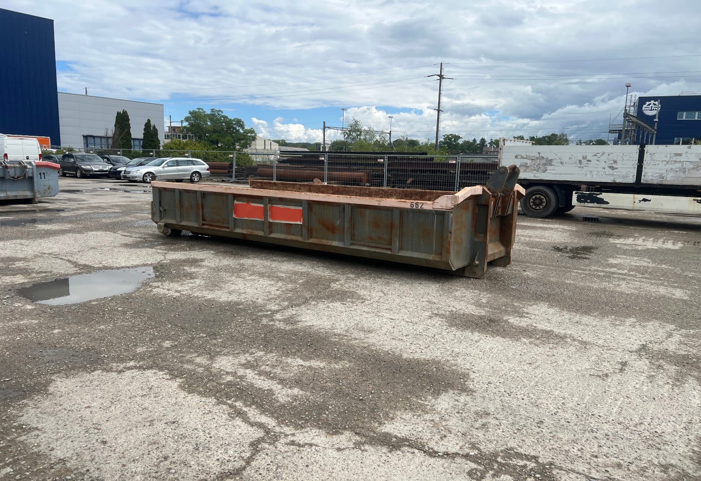 MOTO6625_2938036 vehicle image