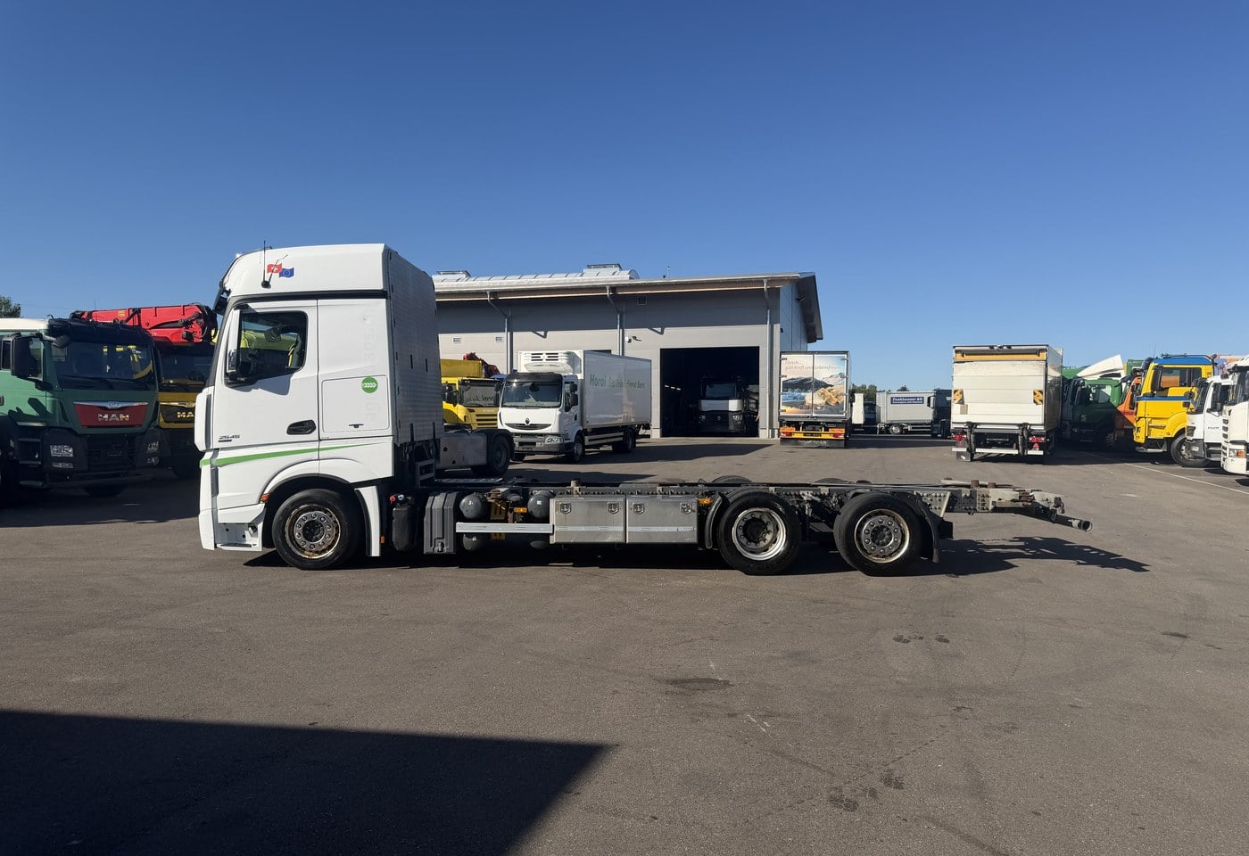 MOTO6625_2966314 vehicle image