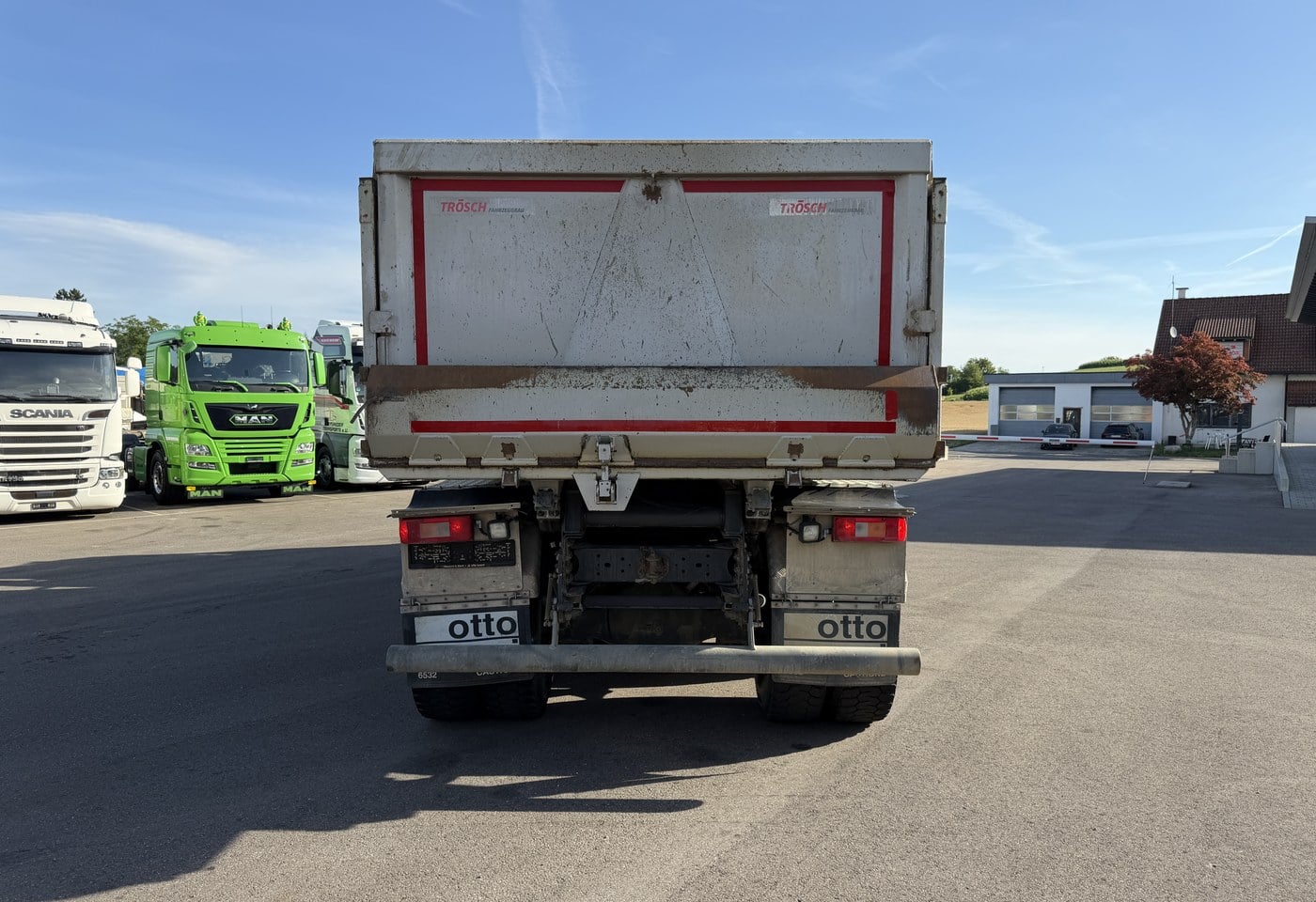 MOTO6625_2965304 vehicle image