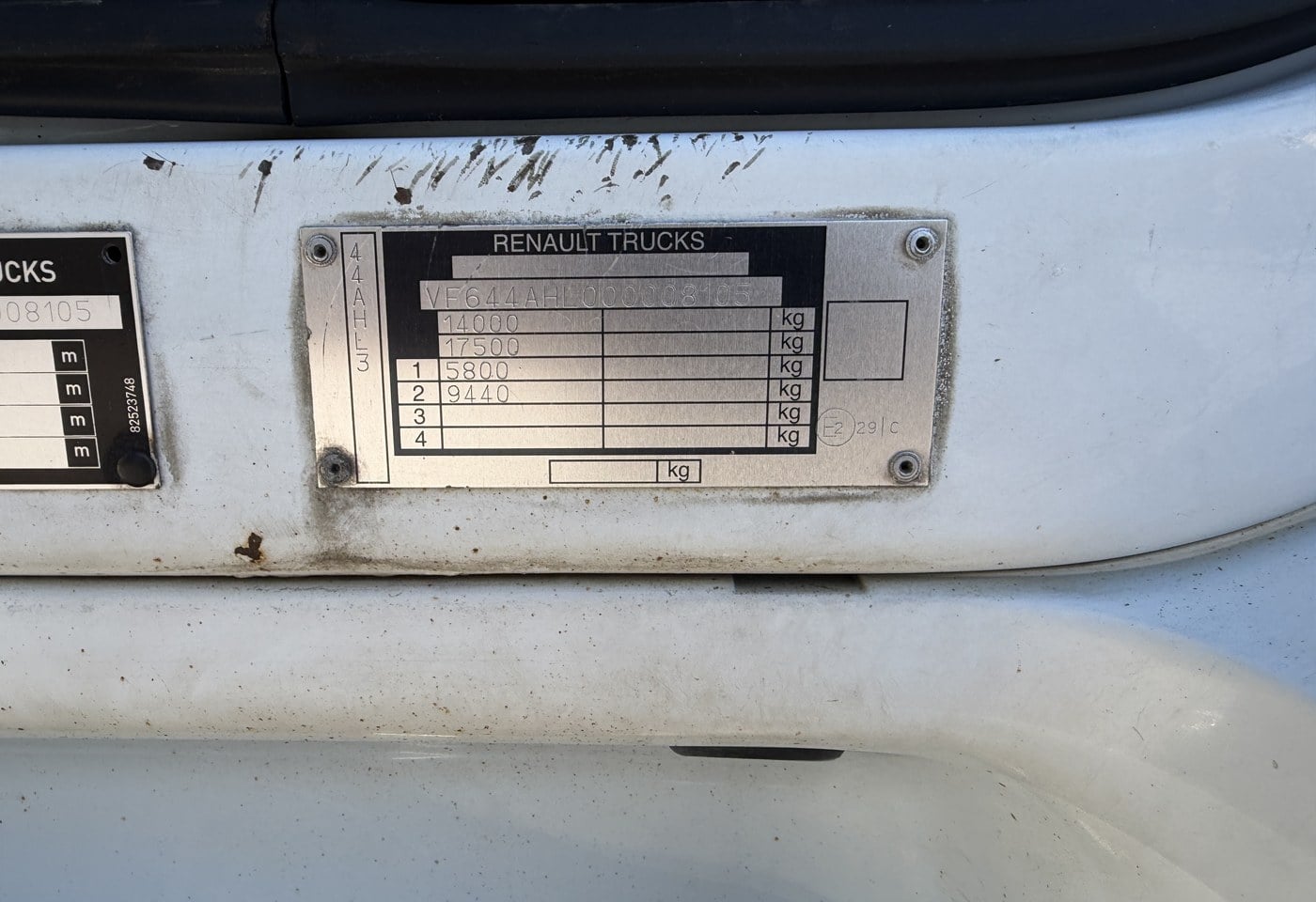 MOTO6625_2966315 vehicle image