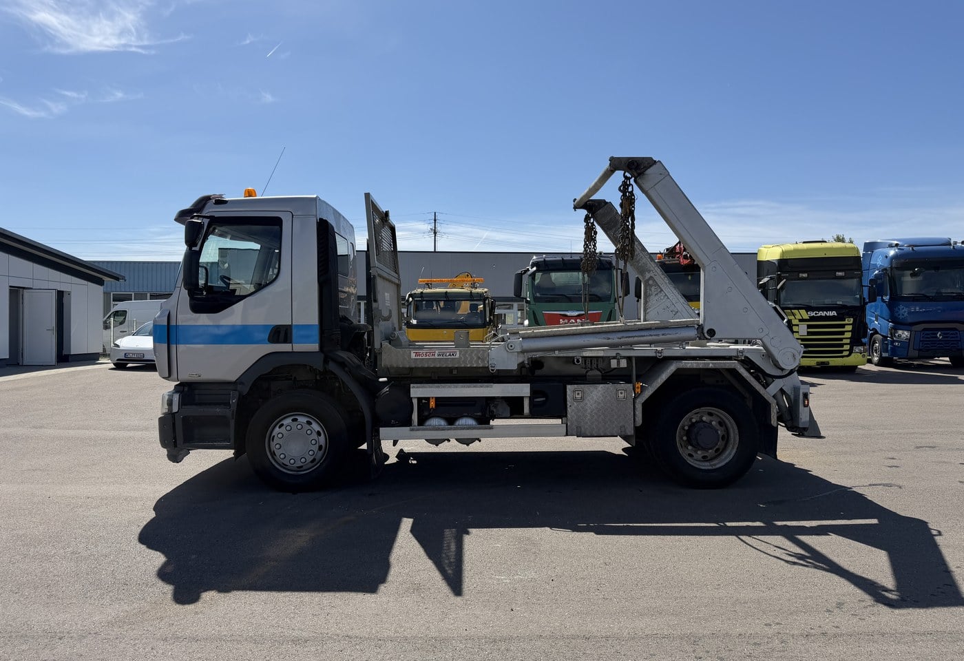 MOTO6625_2962985 vehicle image