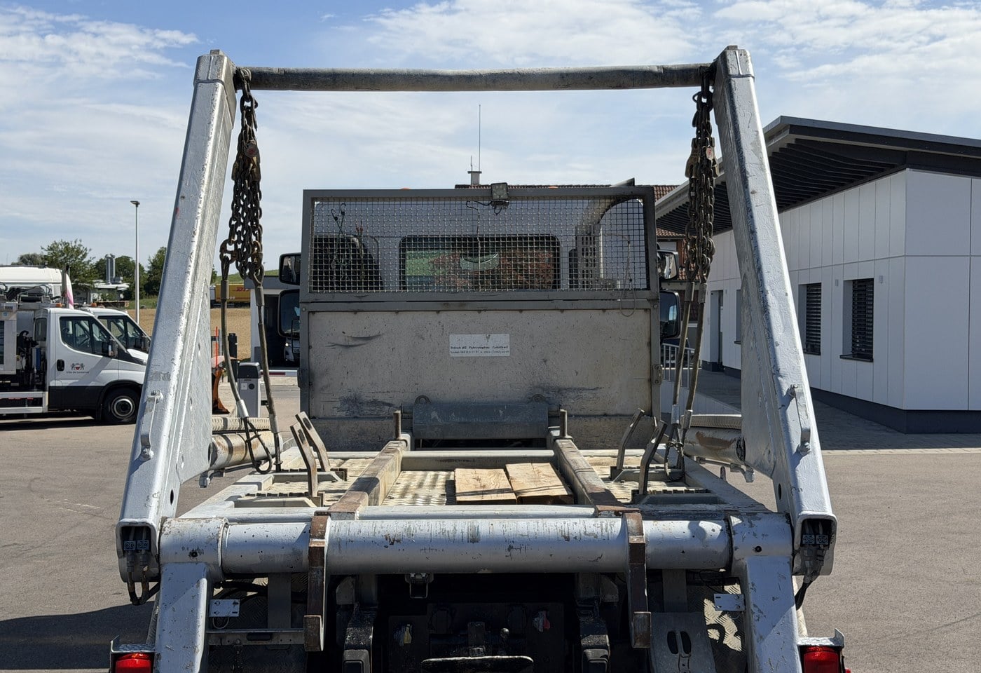 MOTO6625_2962985 vehicle image