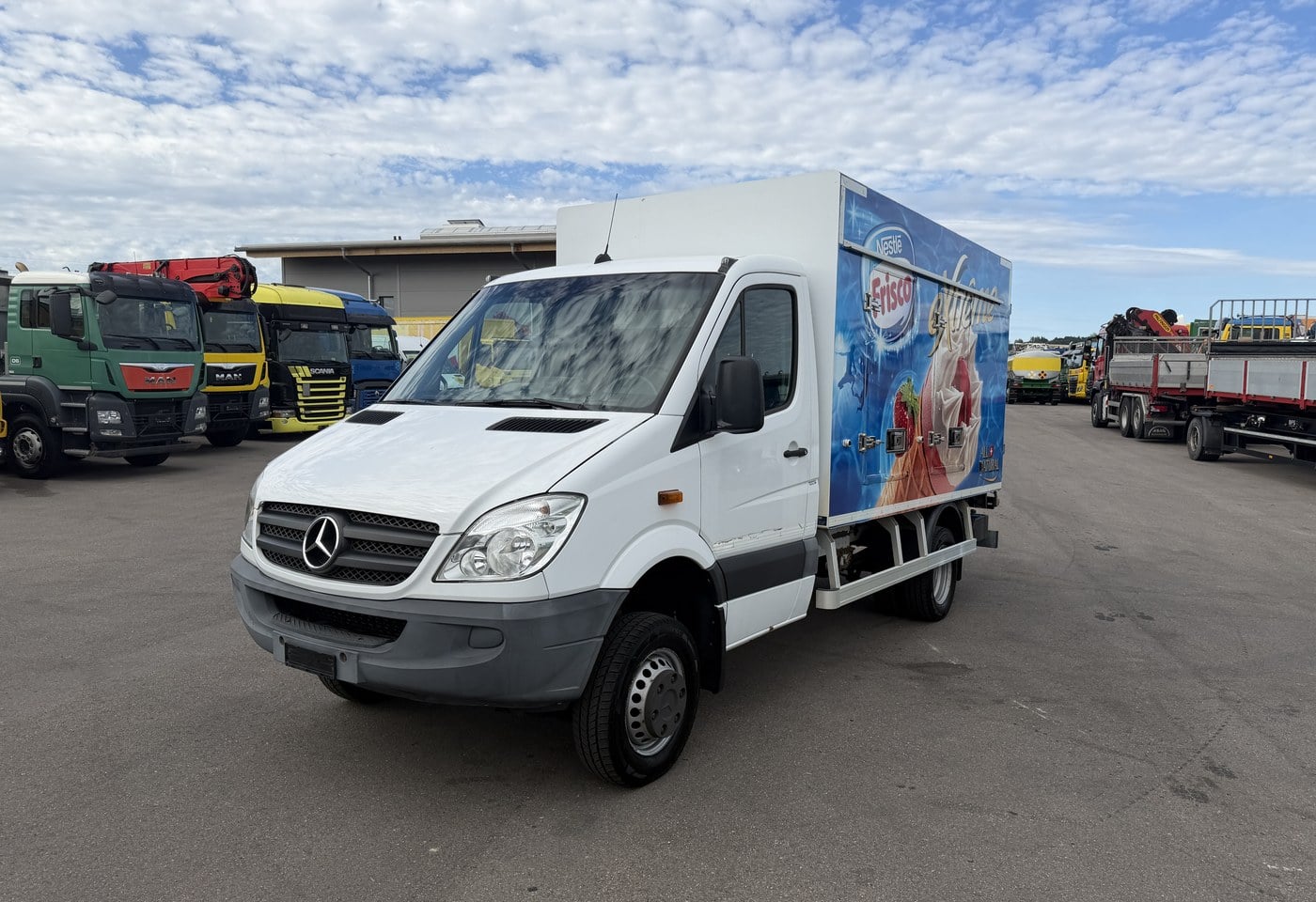 MOTO6625_2963955 vehicle image