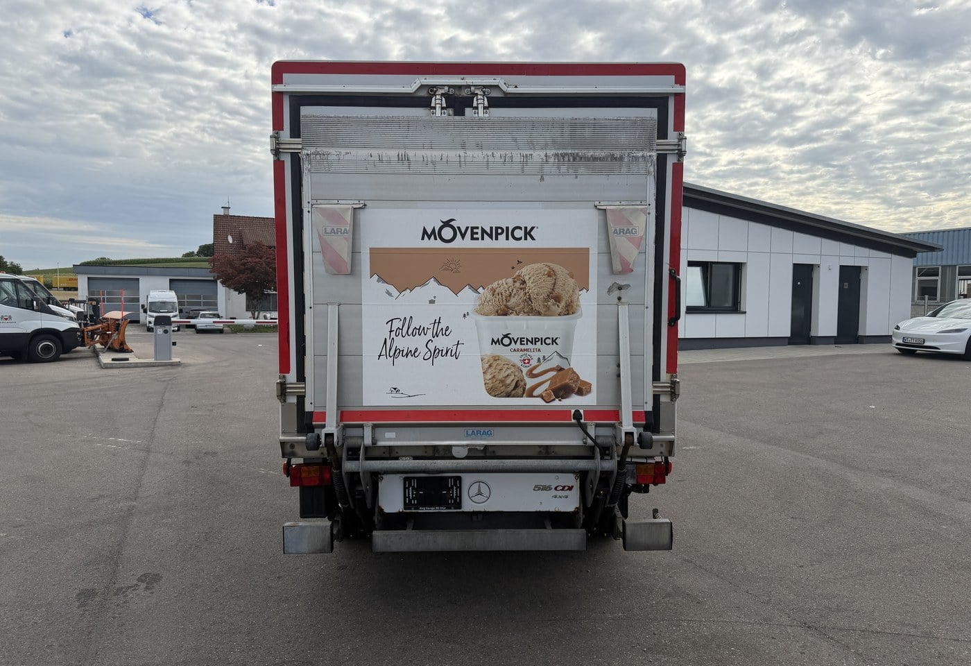 MOTO6625_2963955 vehicle image