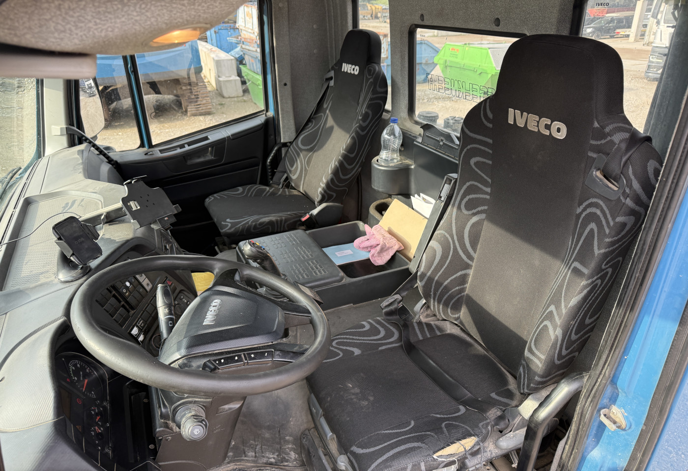 MOTO6625_2975606 vehicle image
