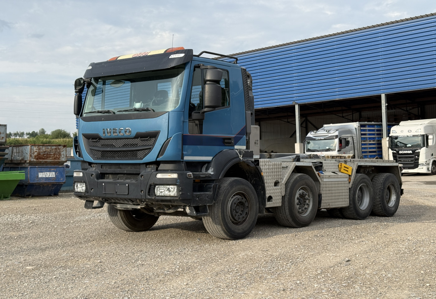 MOTO6625_2975606 vehicle image
