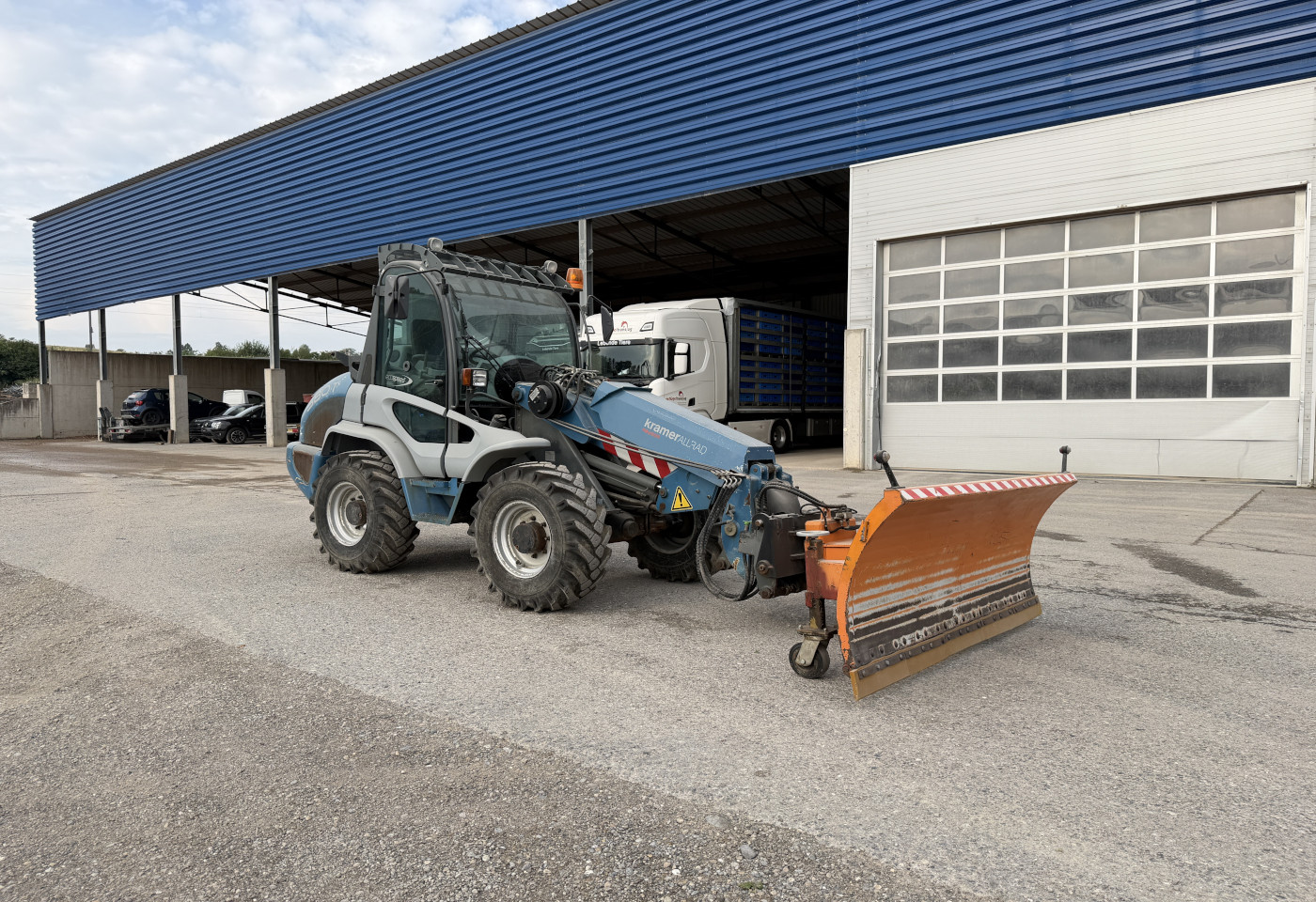 MOTO6625_2975377 vehicle image