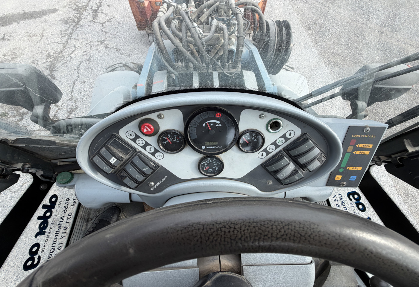 MOTO6625_2975377 vehicle image