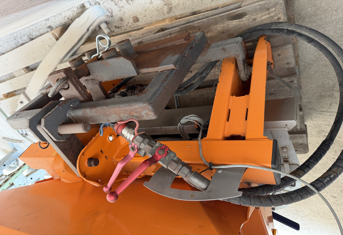 MOTO6625_2975377 vehicle image