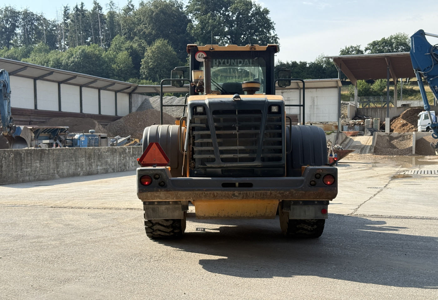 MOTO6625_2975376 vehicle image