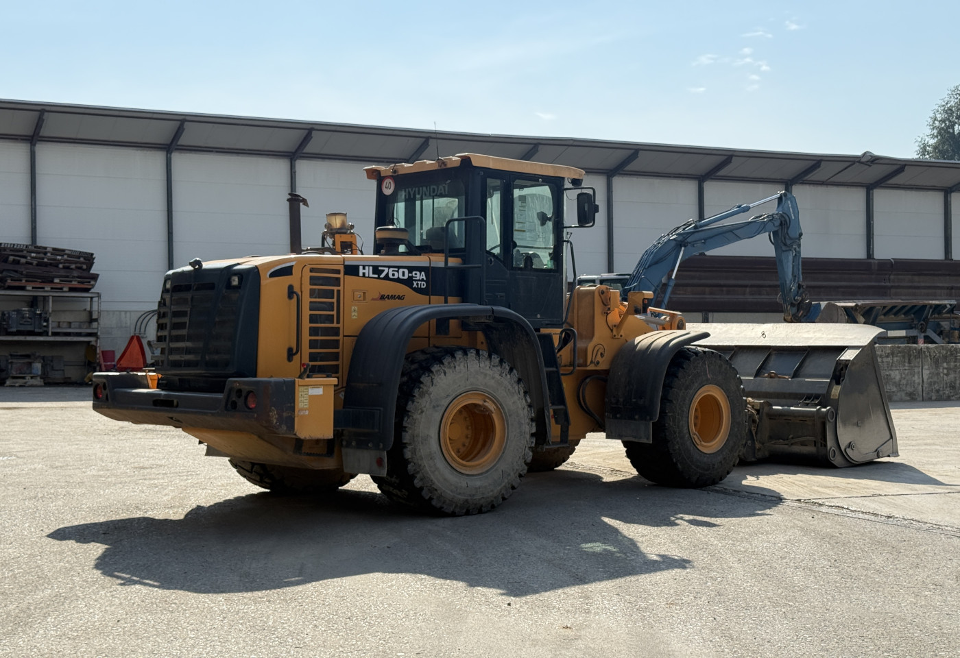 MOTO6625_2975376 vehicle image