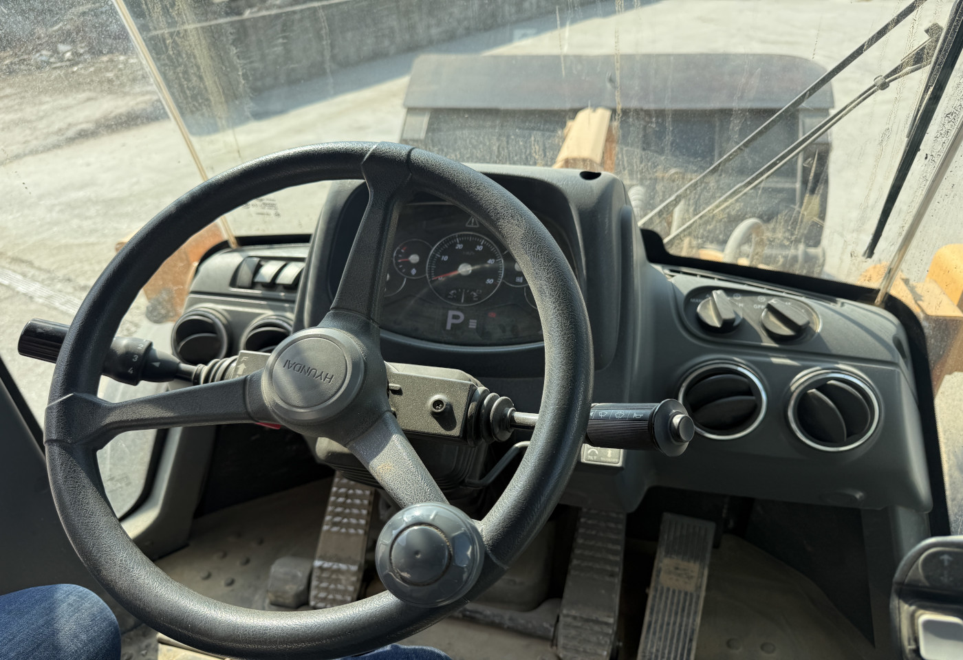 MOTO6625_2975376 vehicle image