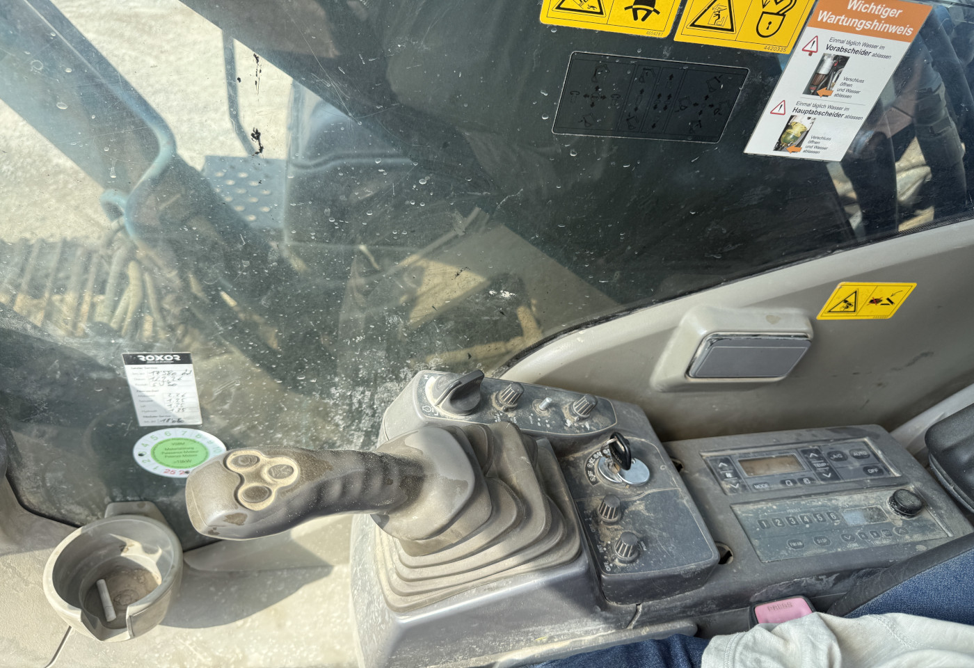 MOTO6625_2976311 vehicle image