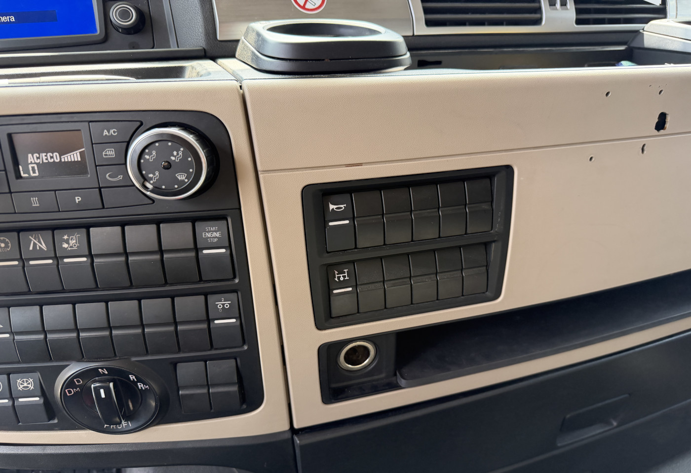 MOTO6625_2975825 vehicle image