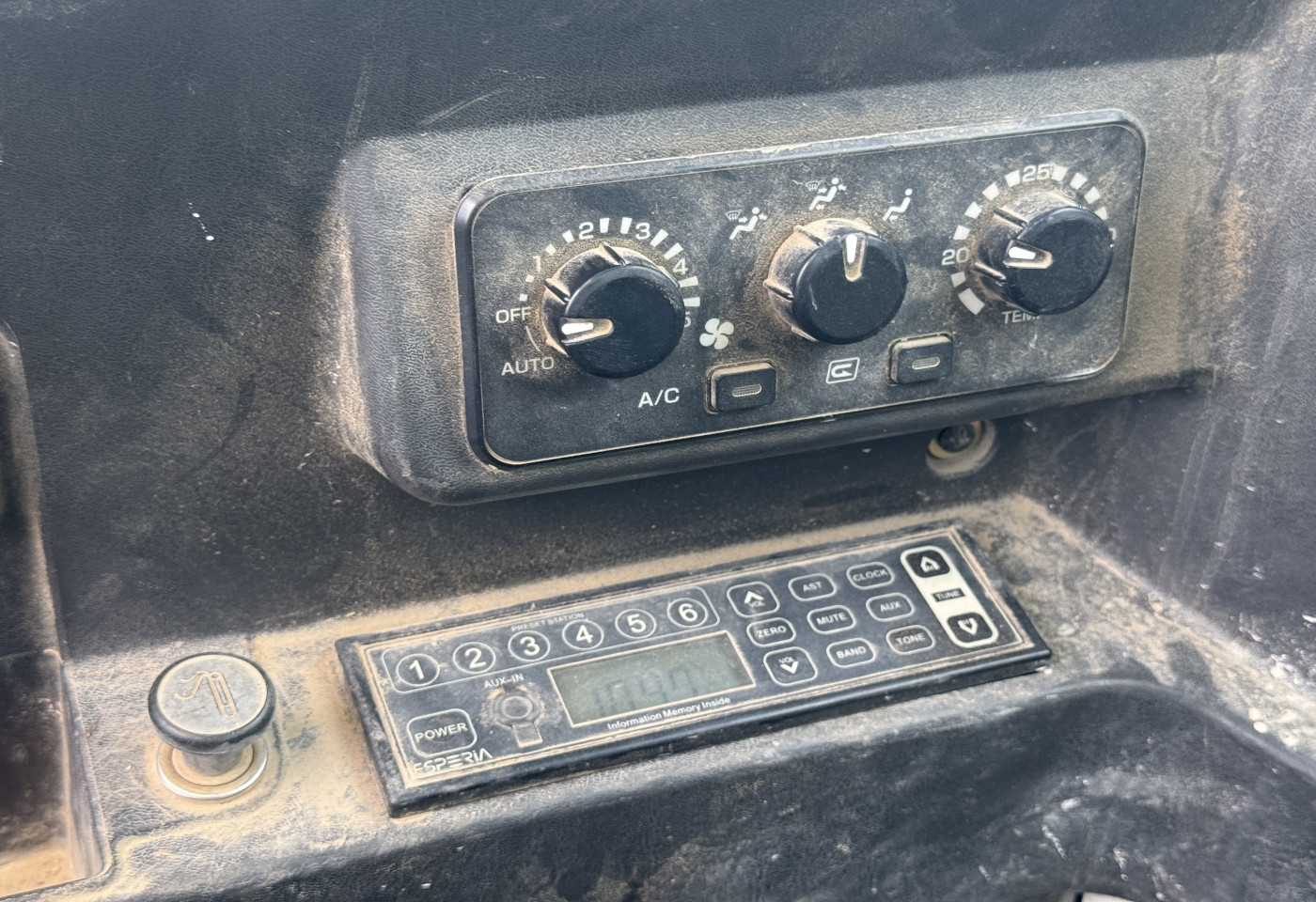 MOTO6625_2976540 vehicle image