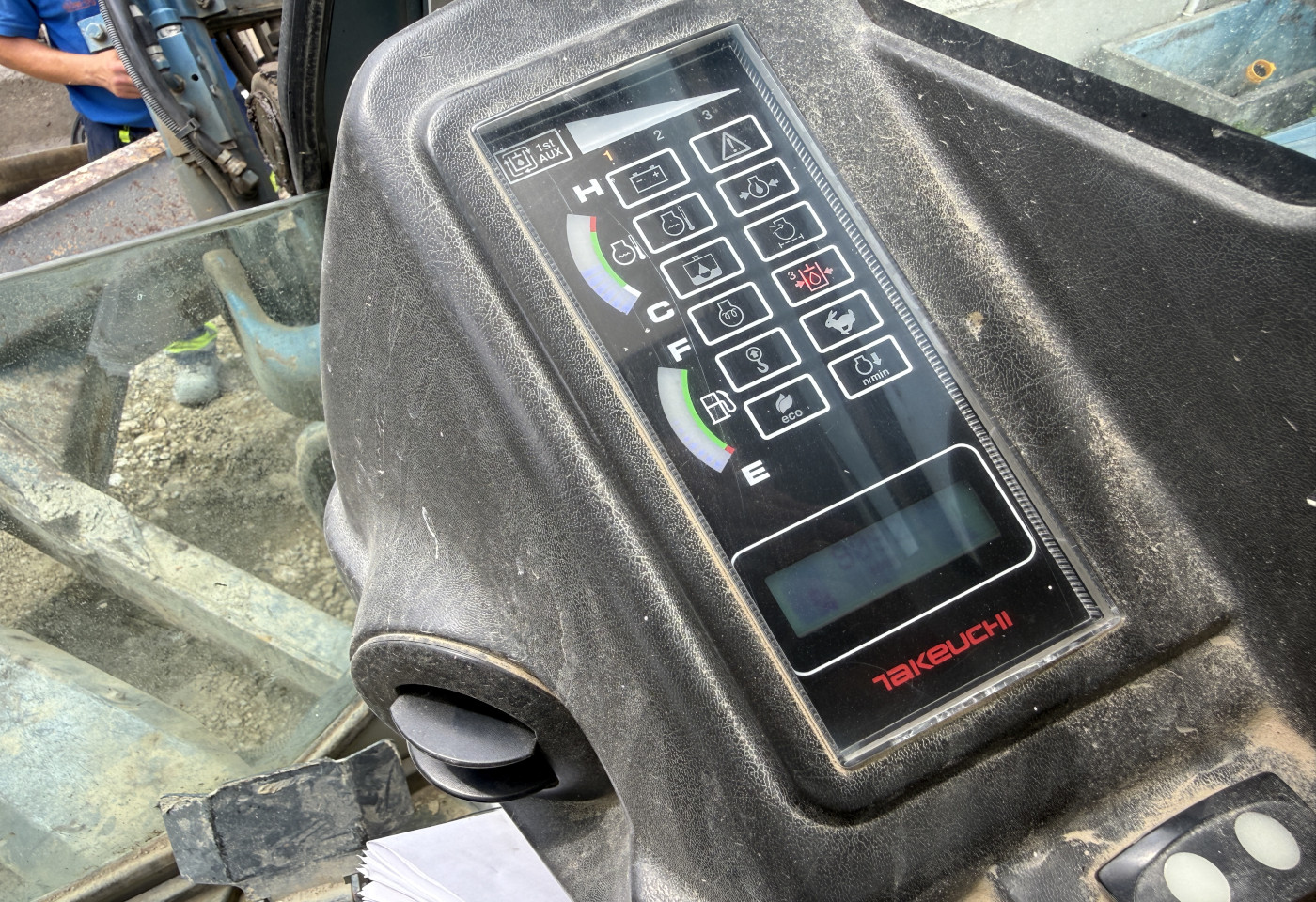 MOTO6625_2976540 vehicle image