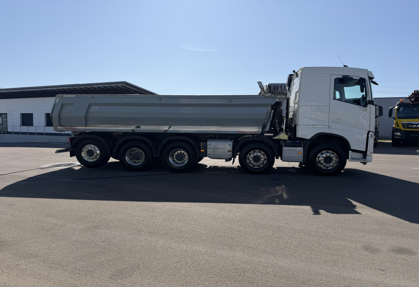 MOTO6625_2982749 vehicle image