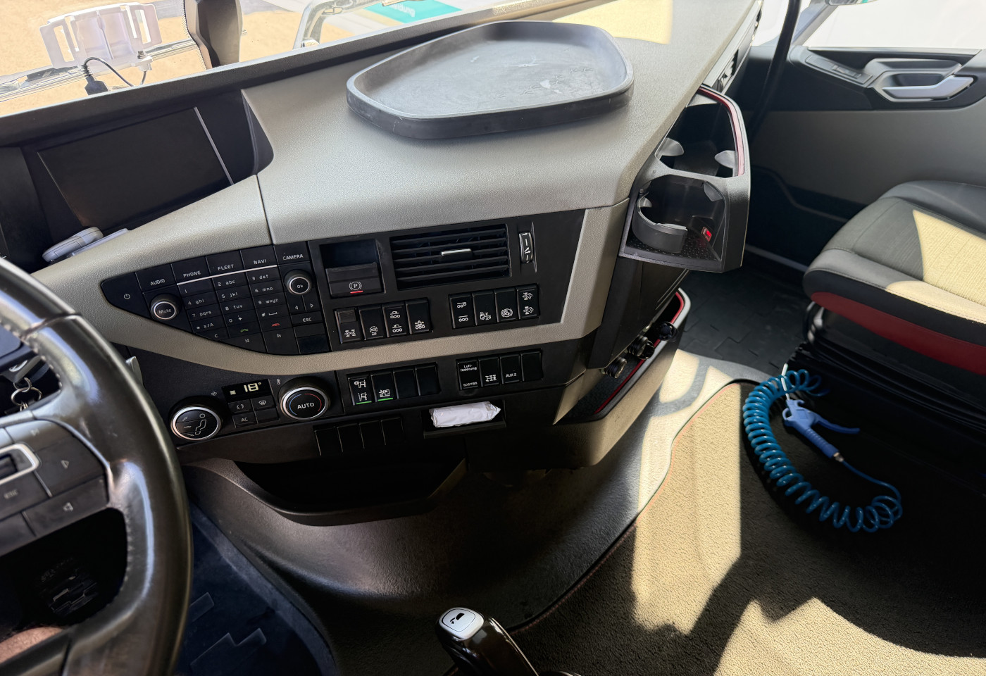 MOTO6625_2981526 vehicle image
