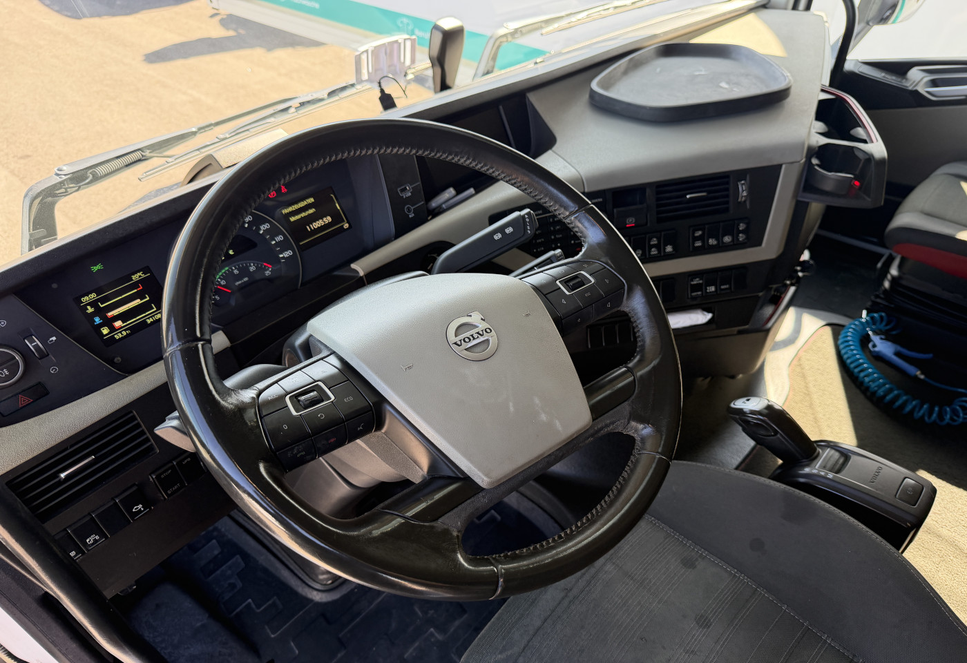 MOTO6625_2981526 vehicle image