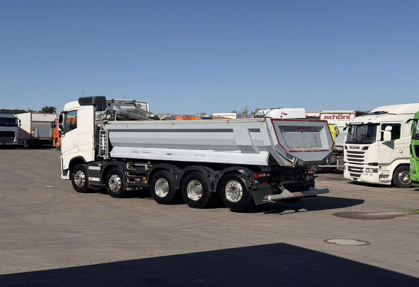 MOTO6625_2981526 vehicle image