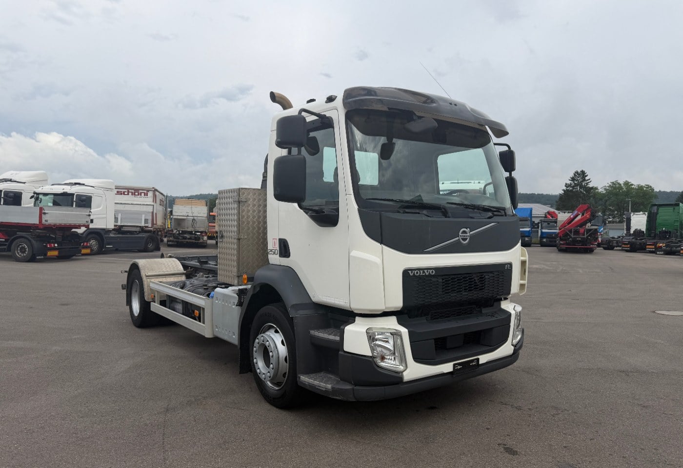 MOTO6625_2959156 vehicle image