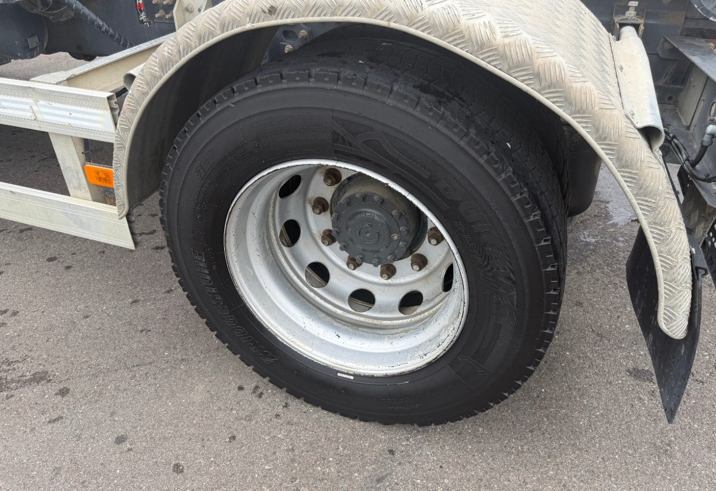 MOTO6625_2959156 vehicle image